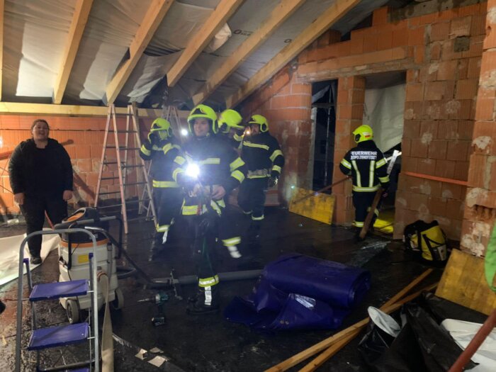 279978668_1681124768889355_6312224657902437187_n