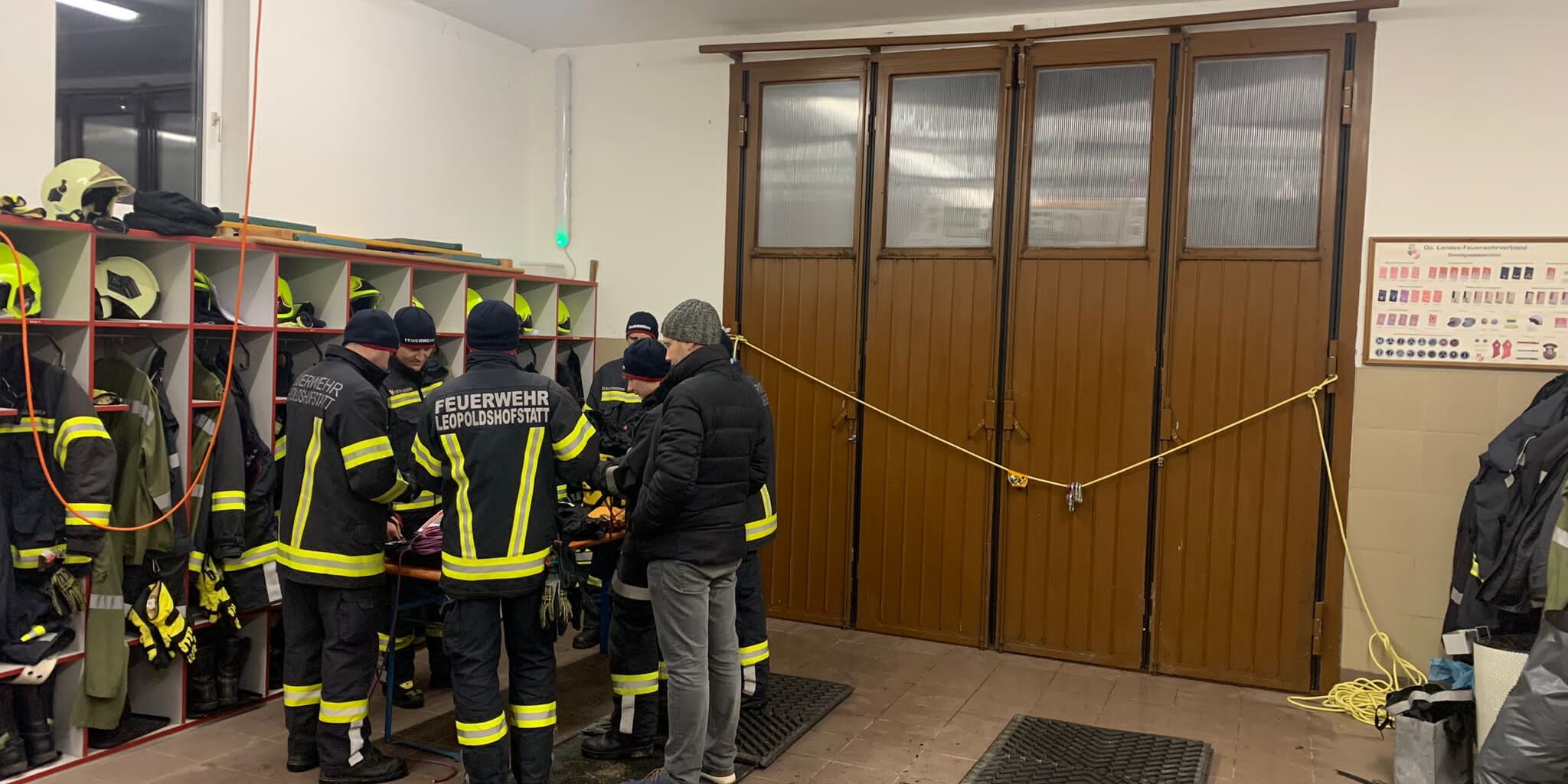 A5B6C3E3-C2BA-48E4-AD72-2A34954D6B24