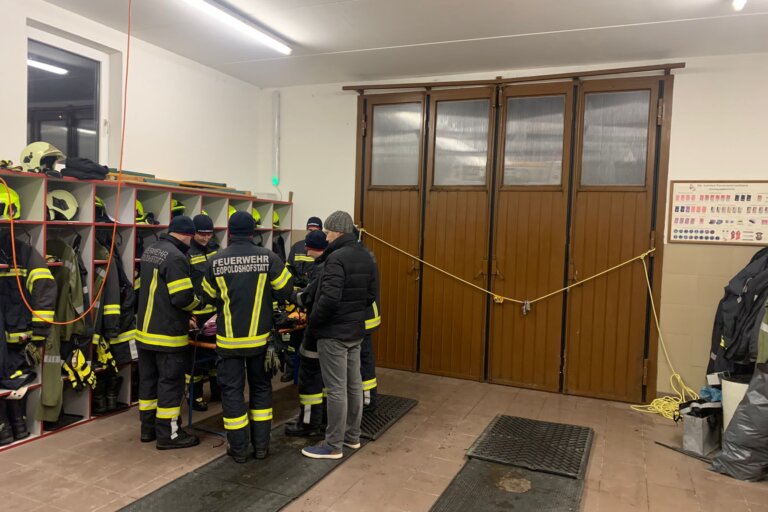 A5B6C3E3-C2BA-48E4-AD72-2A34954D6B24