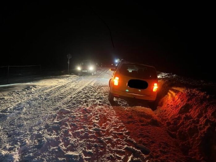 CCE249CC-F07F-412A-94FC-8BDD3F5876D4