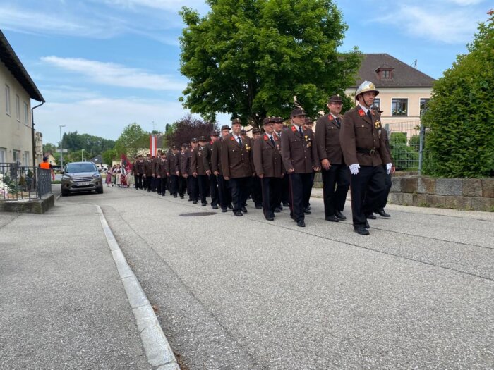 1374bf19-6421-4889-b3c1-a2e69941223e